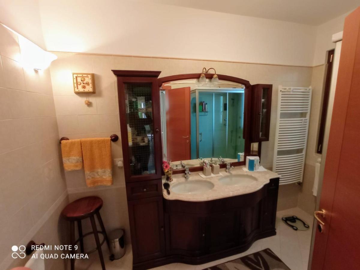 Valery Room Пецце-ди-Греко Экстерьер фото